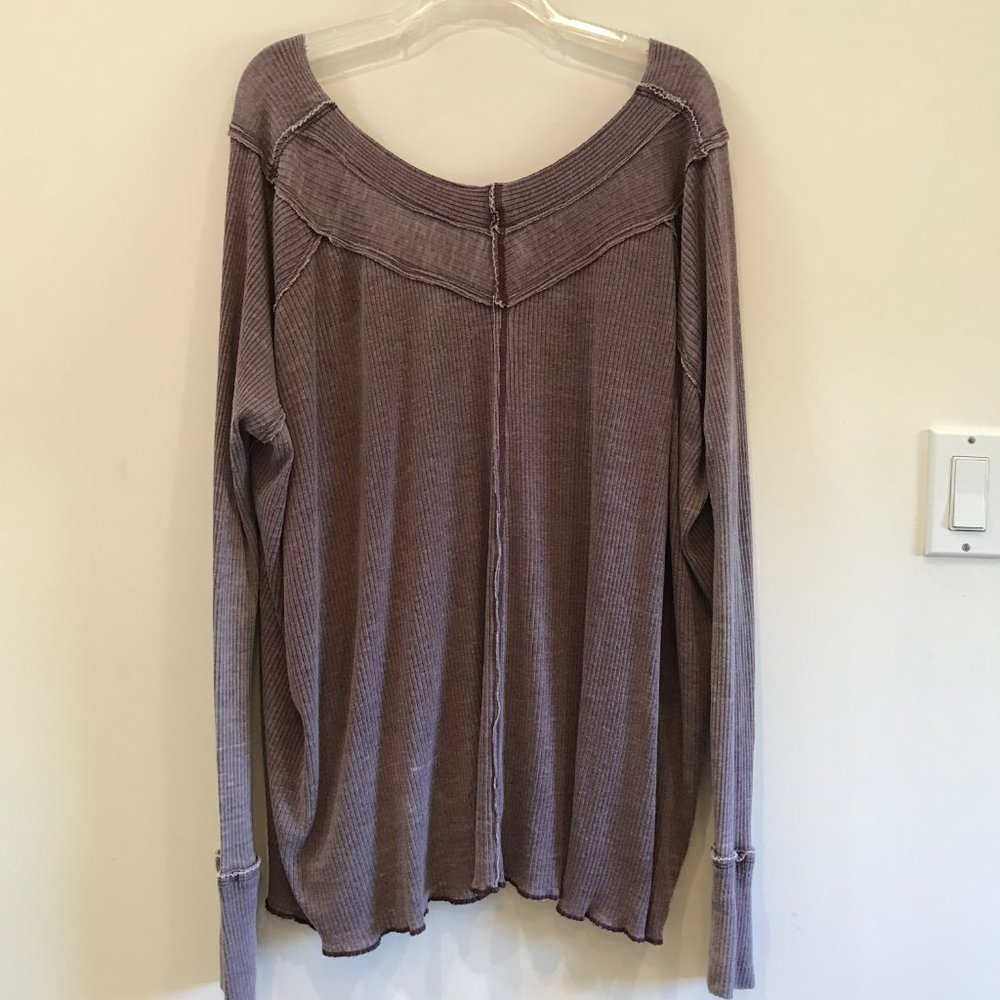 Free People We The Free Oceanview top in Wine, size L - Picture 5 of 10